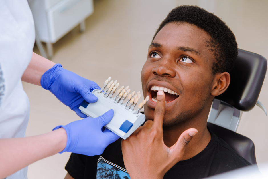 Man getting veneers